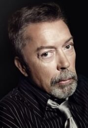 Tim Curry